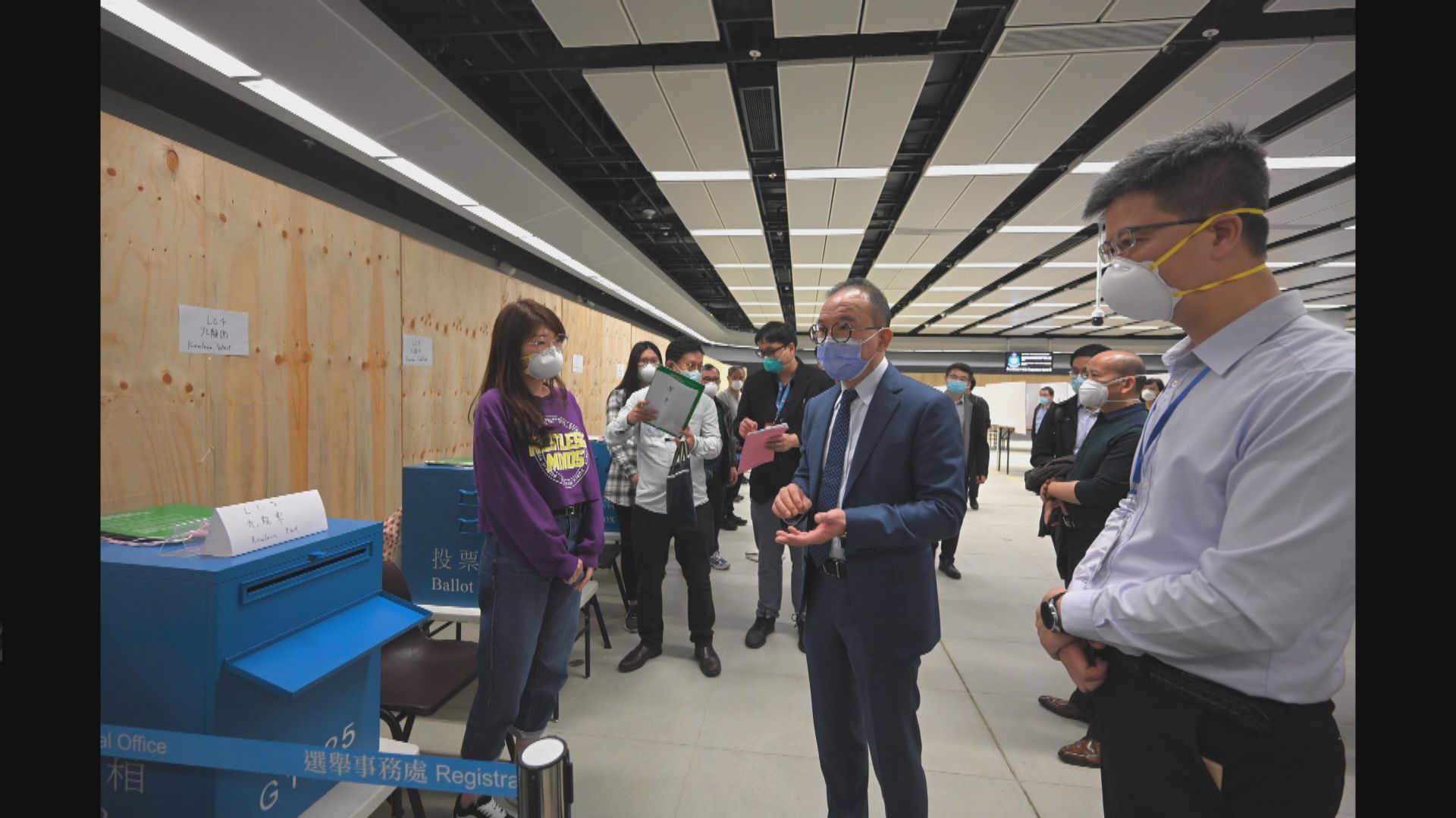 曾國衞視察三個邊境管制站投票站