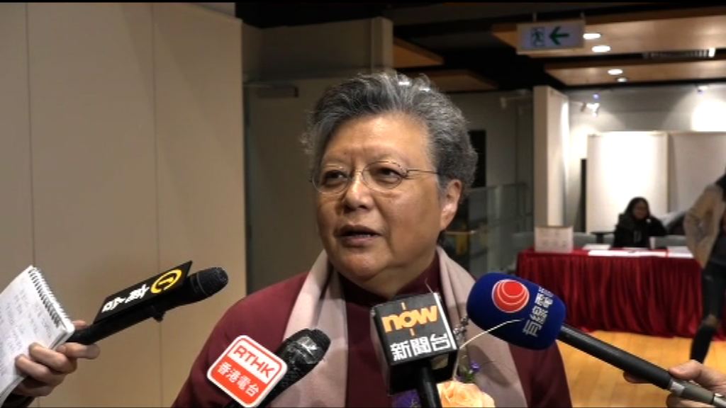 范徐麗泰：中央表達意見未必是干預