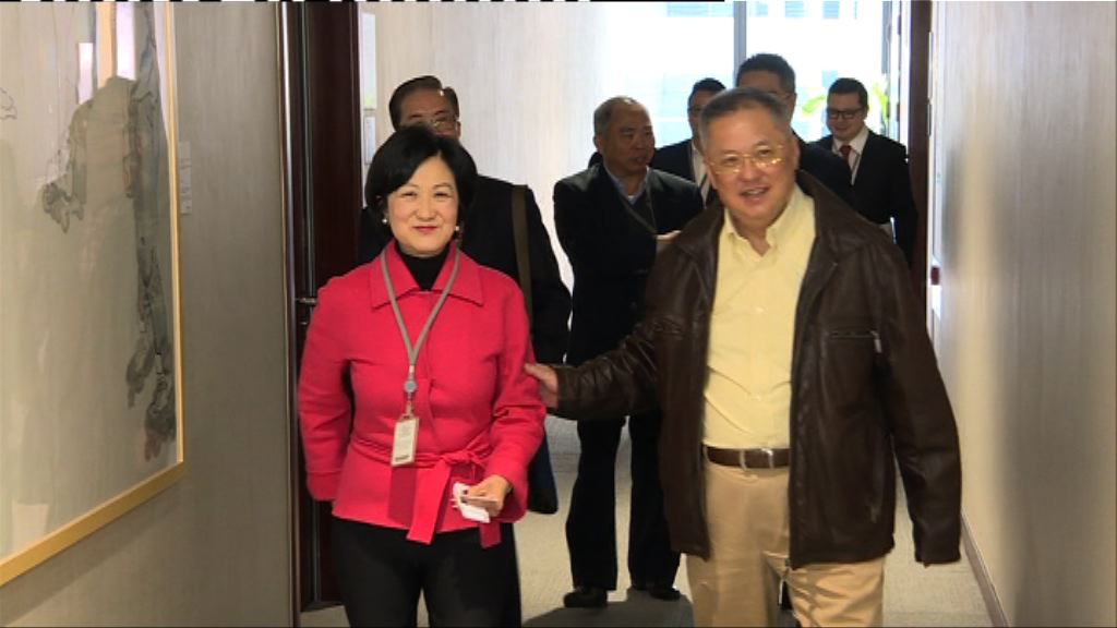 曾俊華葉劉淑儀倡取消TSA