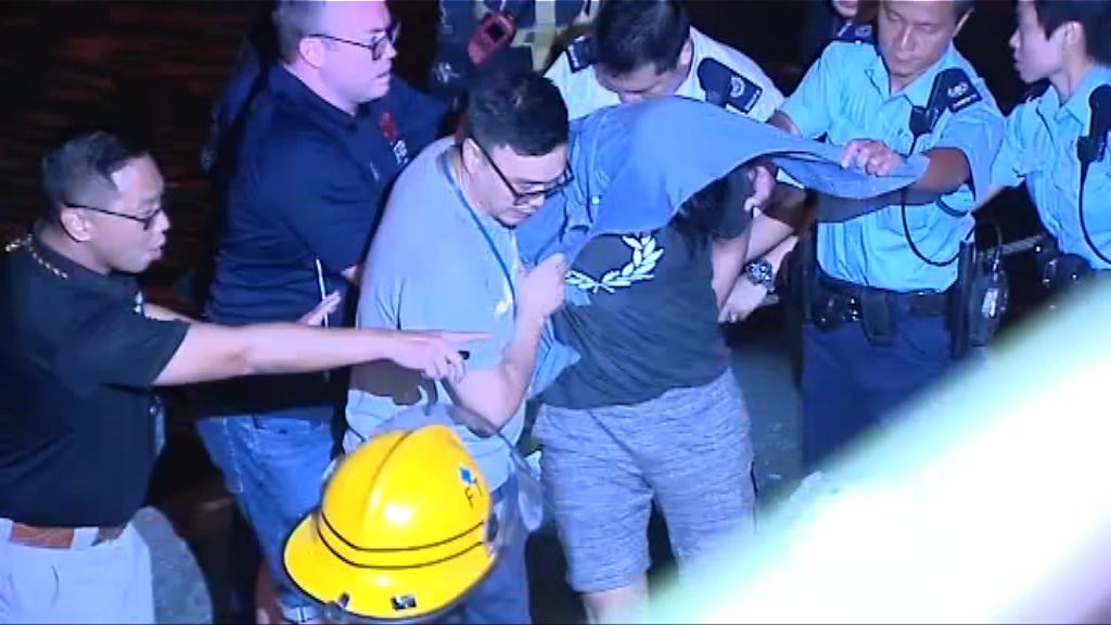 屯門警署男子等候保釋時越柙