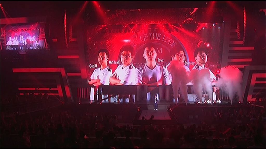 【嘩嘩嘩「打」到嚟！】電競節開鑼！料50000機迷「踩冧」紅館！