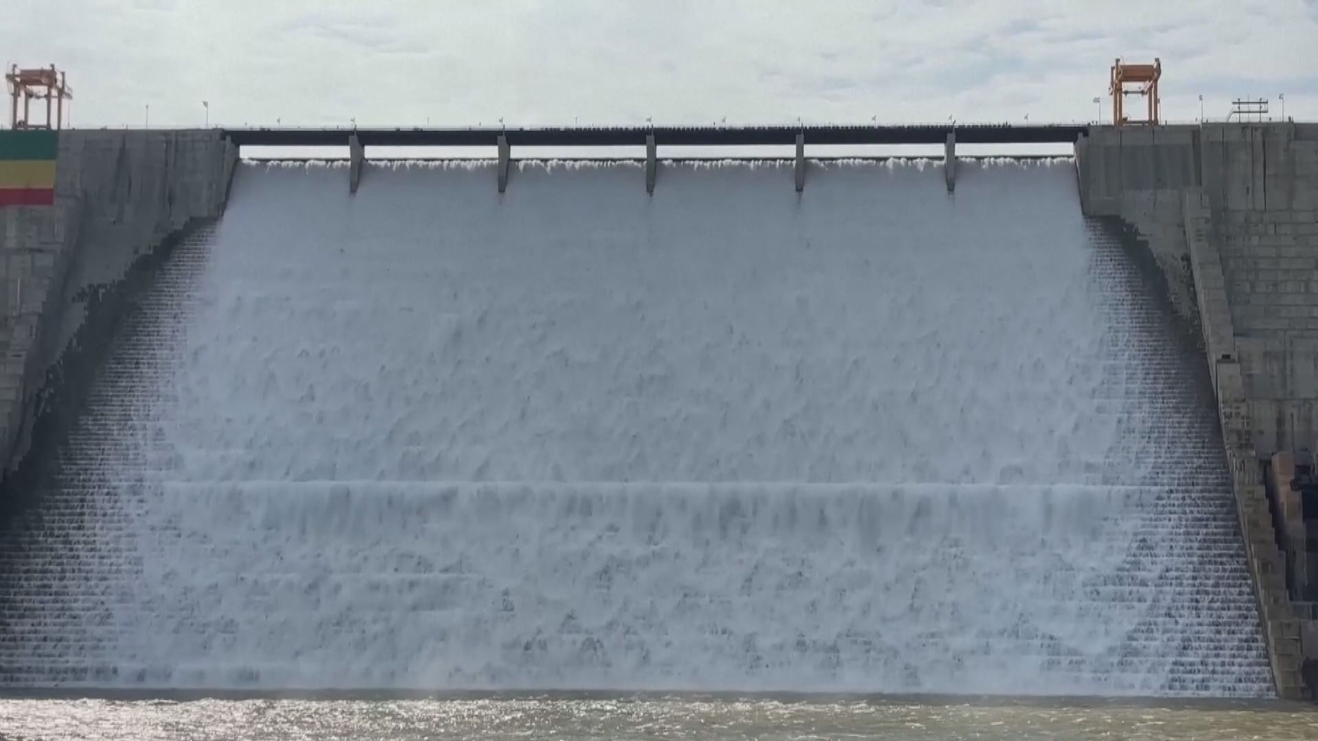 埃塞俄比亞大壩爭議聲中啟用　埃及等鄰國表達關注