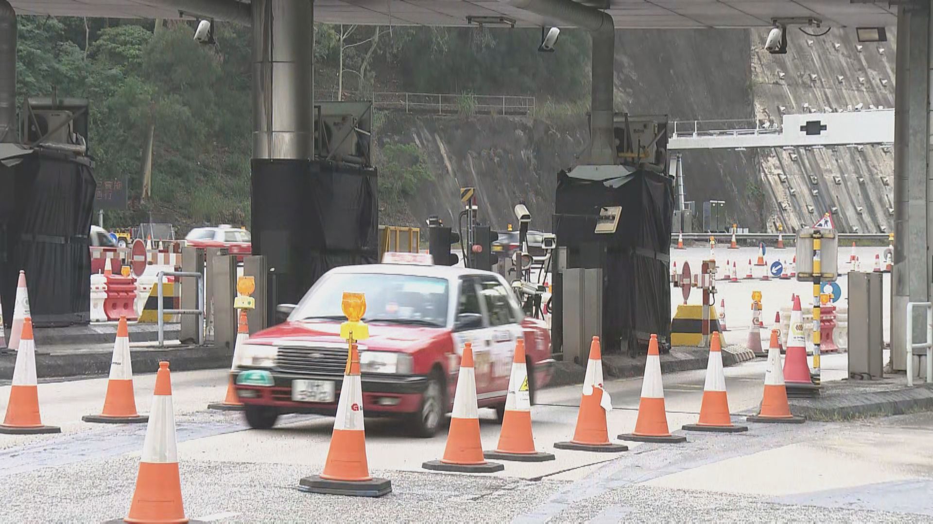 的士車行指仍有個別司機未能透過易通行扣隧道錢