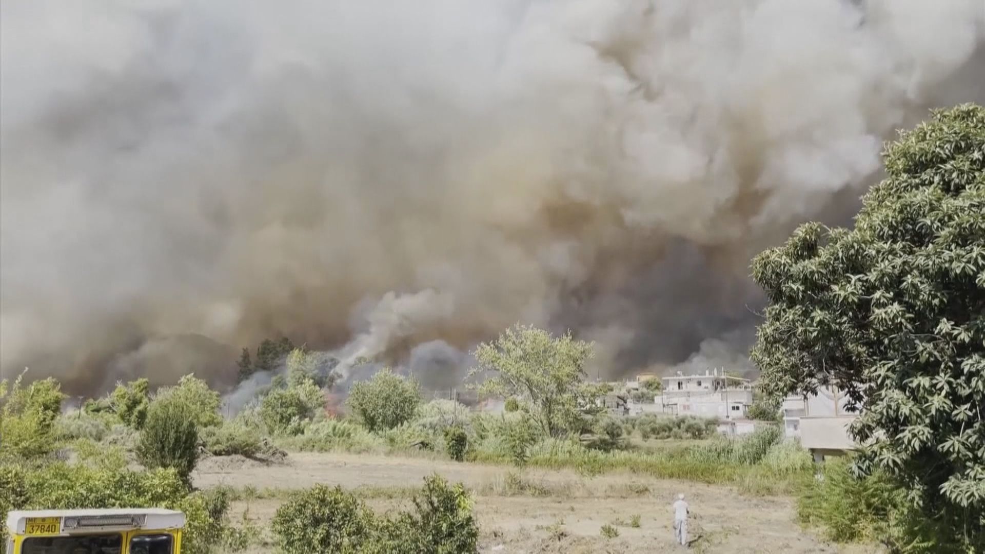 歐洲酷熱天氣持續引發多處出現嚴重山火