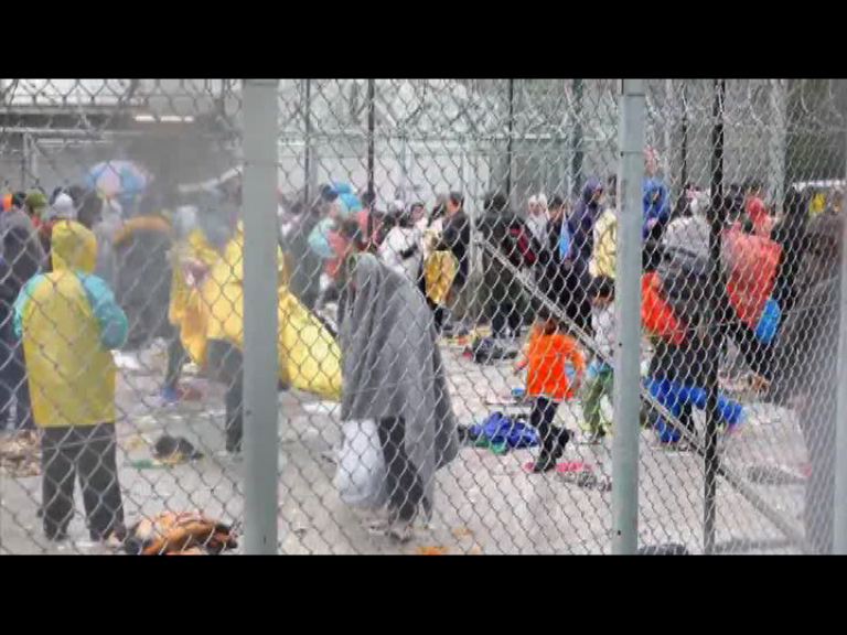 難民繼續取道希臘前往西歐