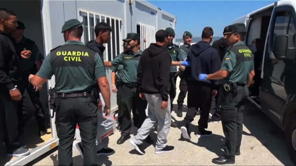 歐盟將在境內外設中心甄別難民