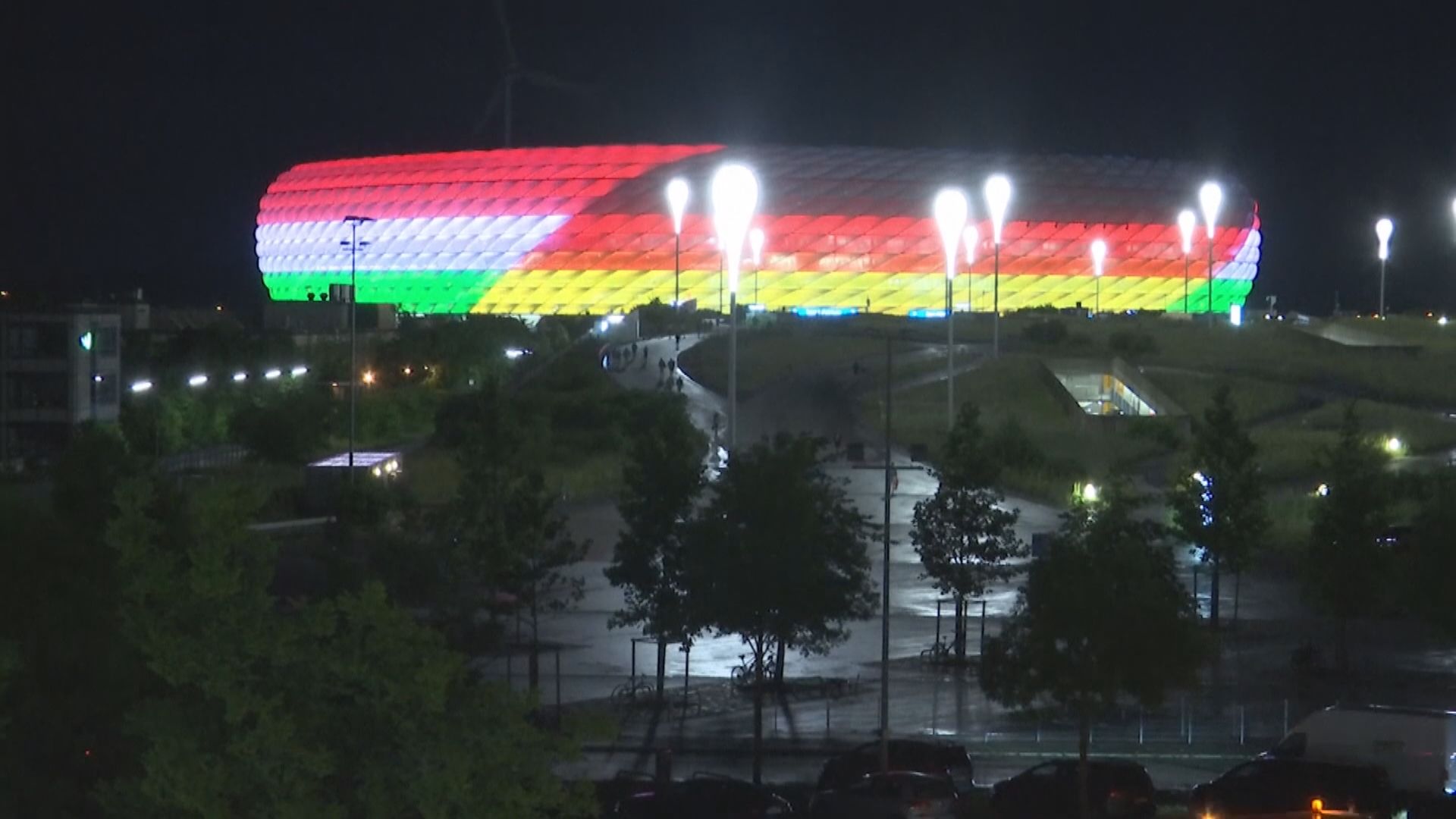 歐洲足協拒安聯球場展示彩虹燈　遭各界批評