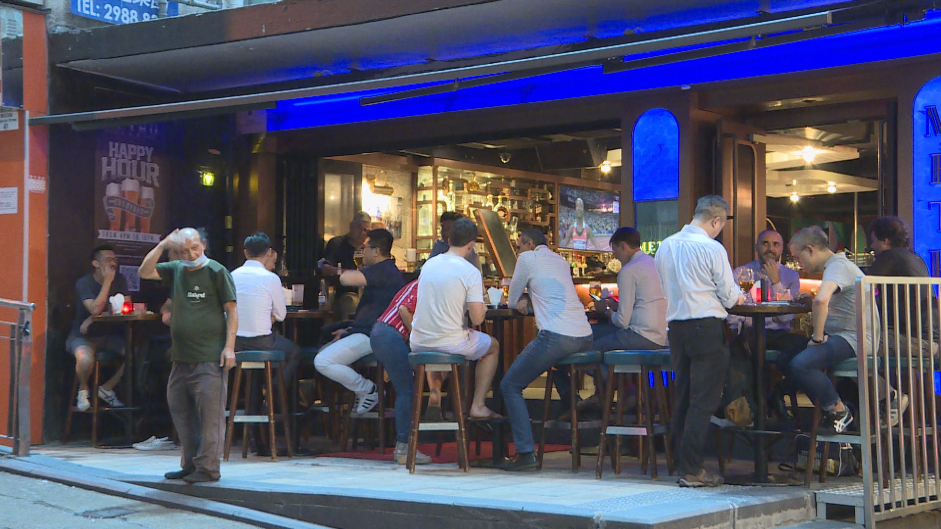 消息：限聚令放寬至50人　食肆每枱人數不設上限