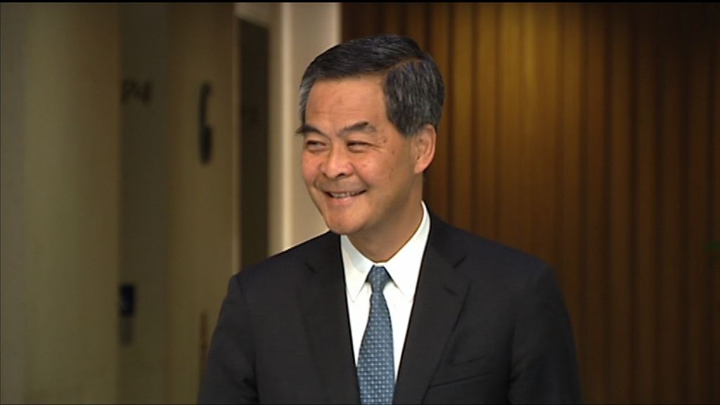 梁振英：活化工廈政策成功