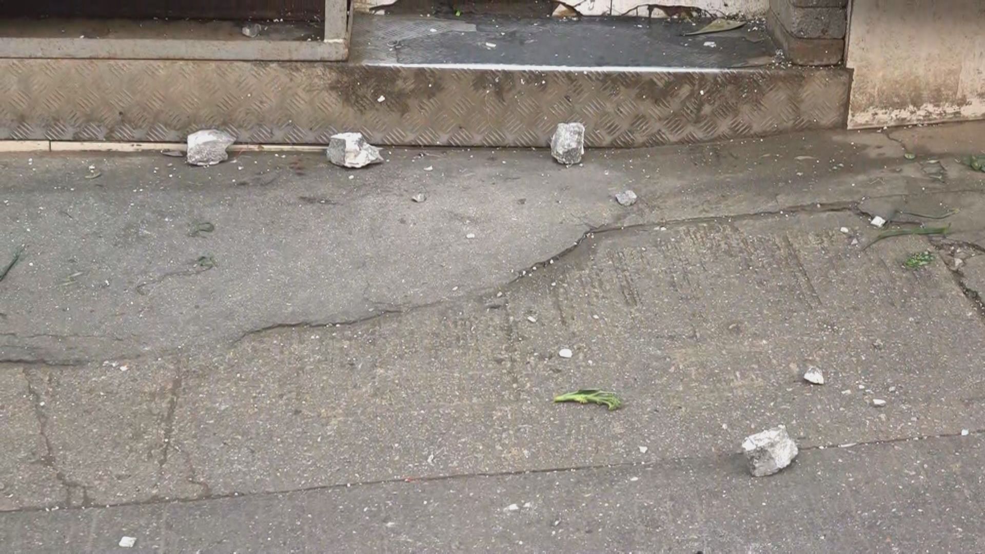 紅磡大廈石屎剝落　一名女子受傷