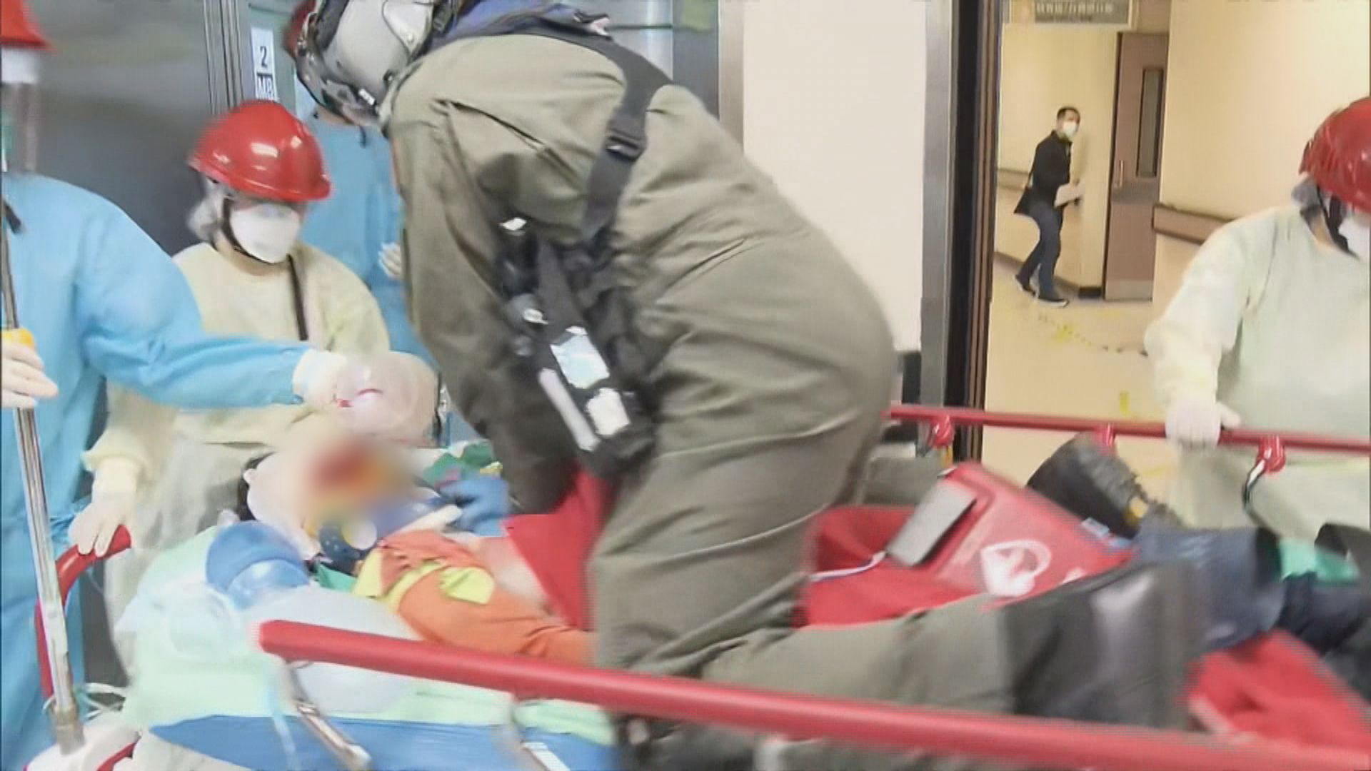 沙頭角女子行石澗滑倒昏迷　直升機送院