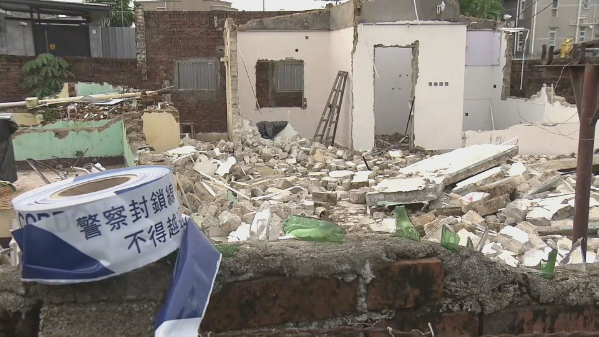 元朗田寮村拆村屋時塌牆壓斃一名工人 勞工處：已發出「暫時停工通知書」