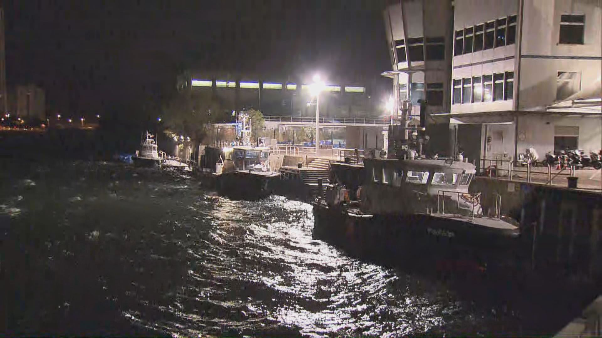 沙田水警快艇疑入水沉沒　無人傷