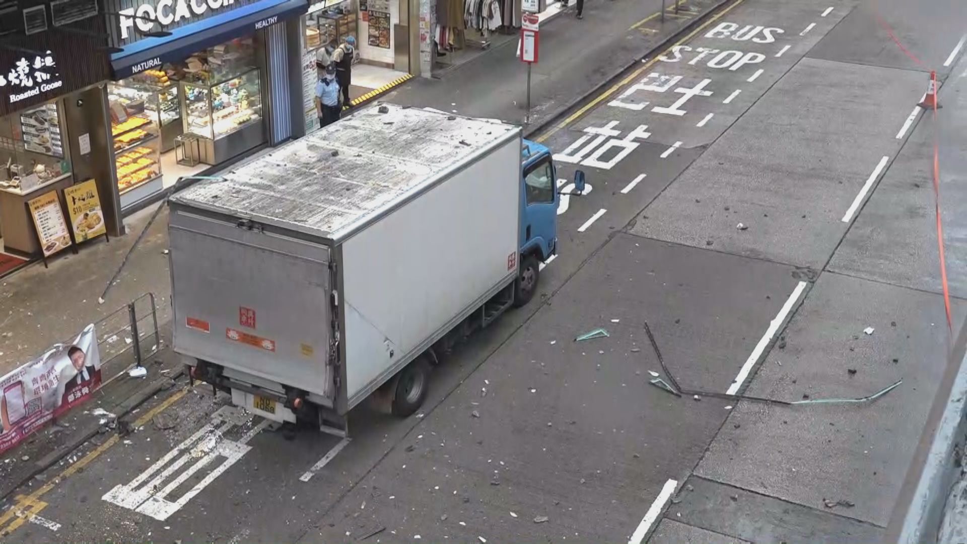 旺角道有大廈簷篷塌下擊中一人 屋宇署：整體樓宇結構無明顯危險