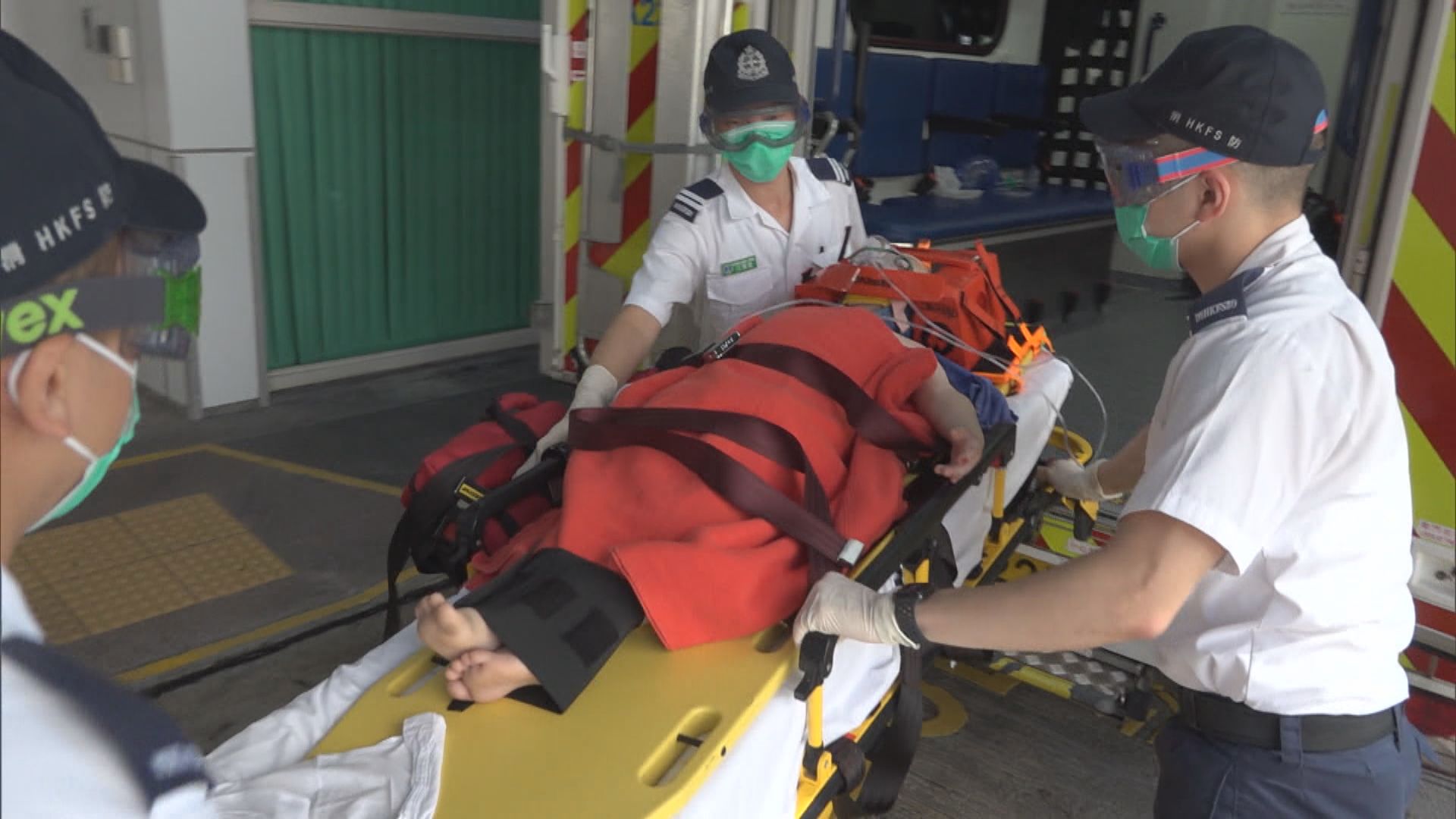 北角有一名6歲男童墮樓受傷