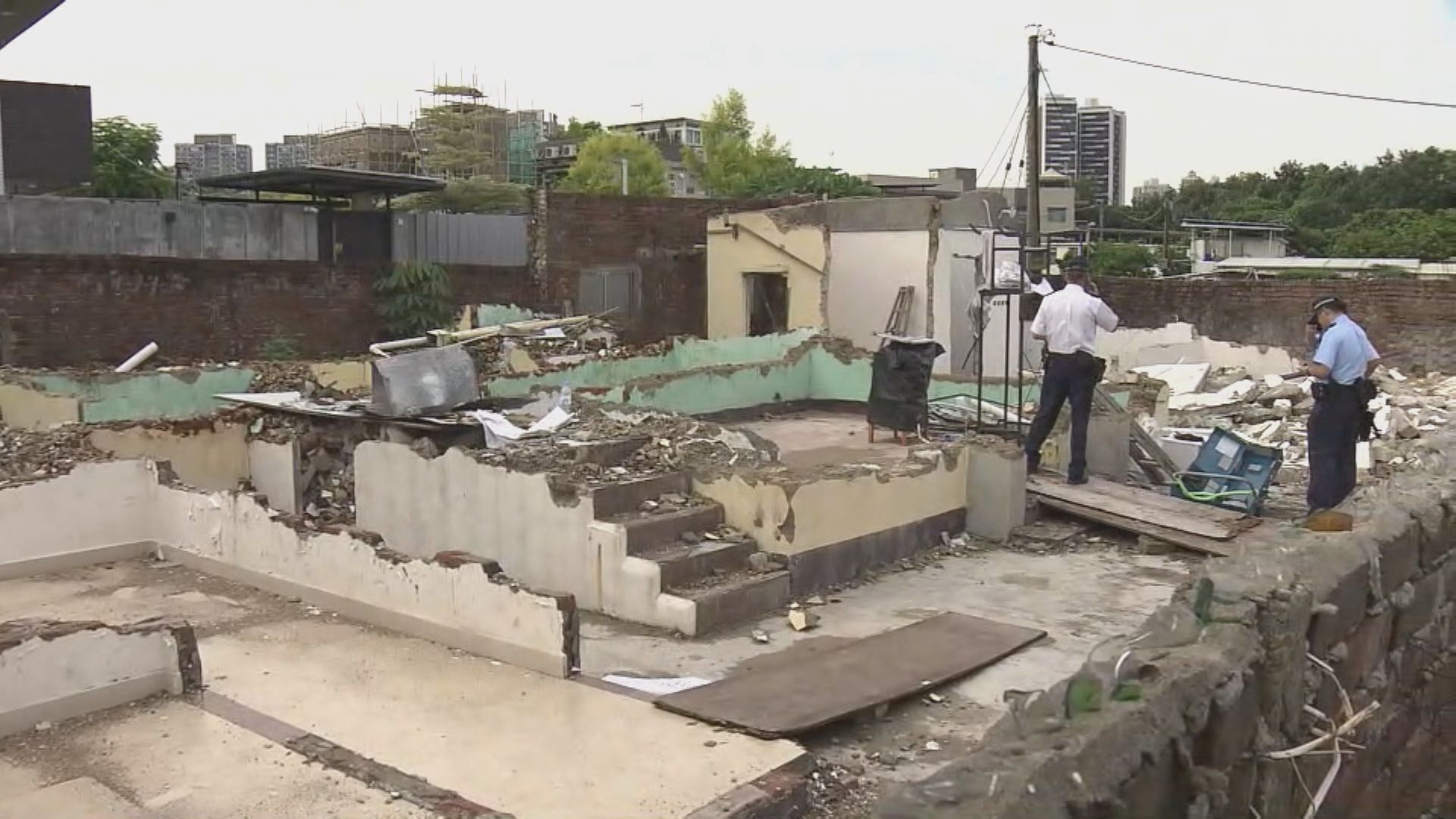 元朗田寮村拆村屋時塌牆 壓斃一名工人