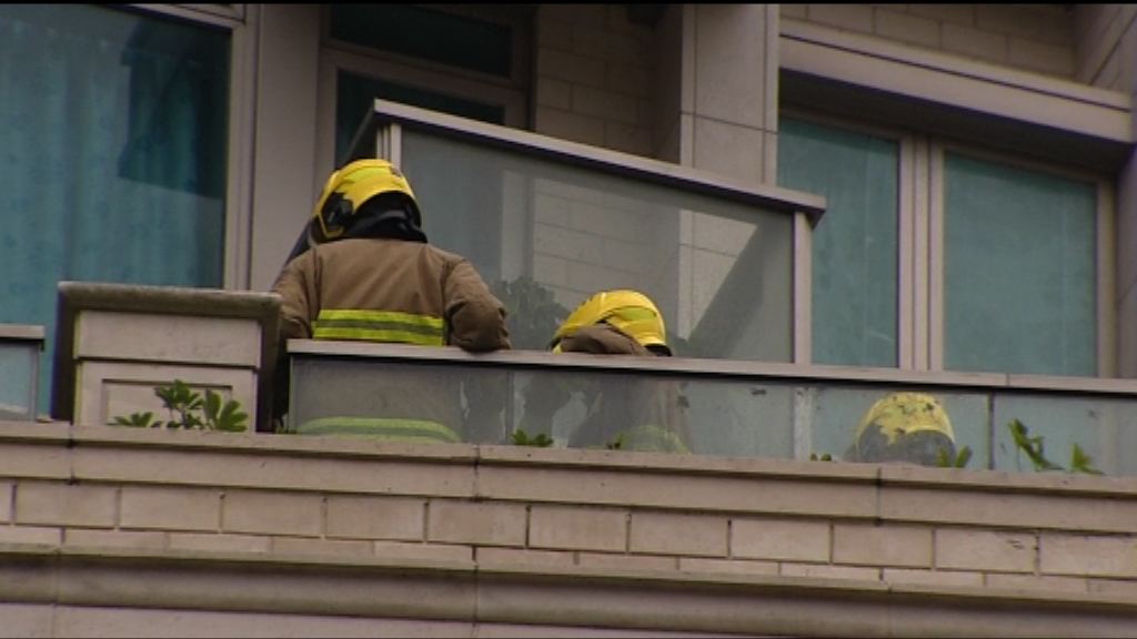 油麻地一對夫婦墮樓亡　警檢獲一把利刀