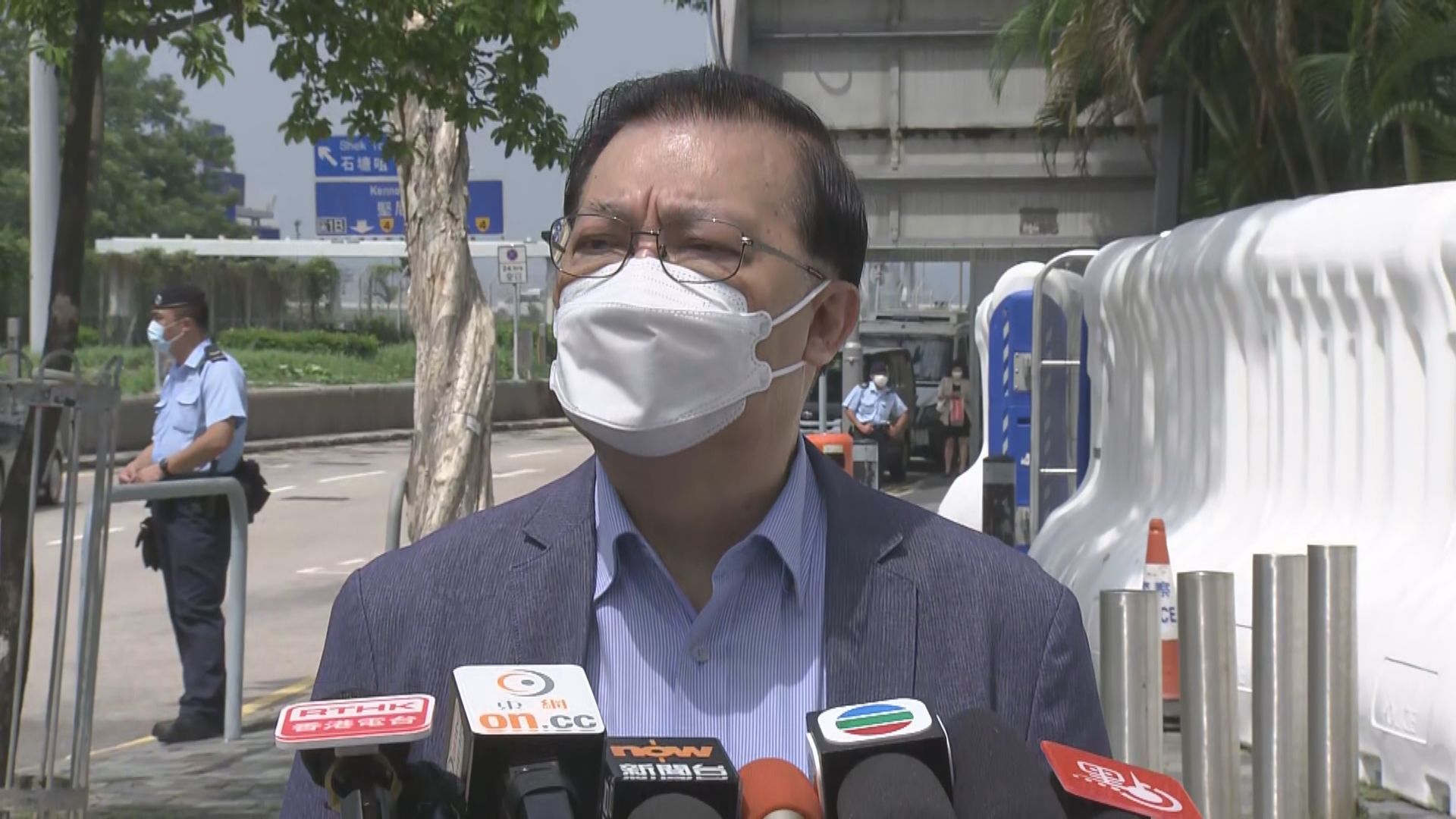 譚耀宗指華春瑩言論針對美方　被捕港人涉越境由內地審