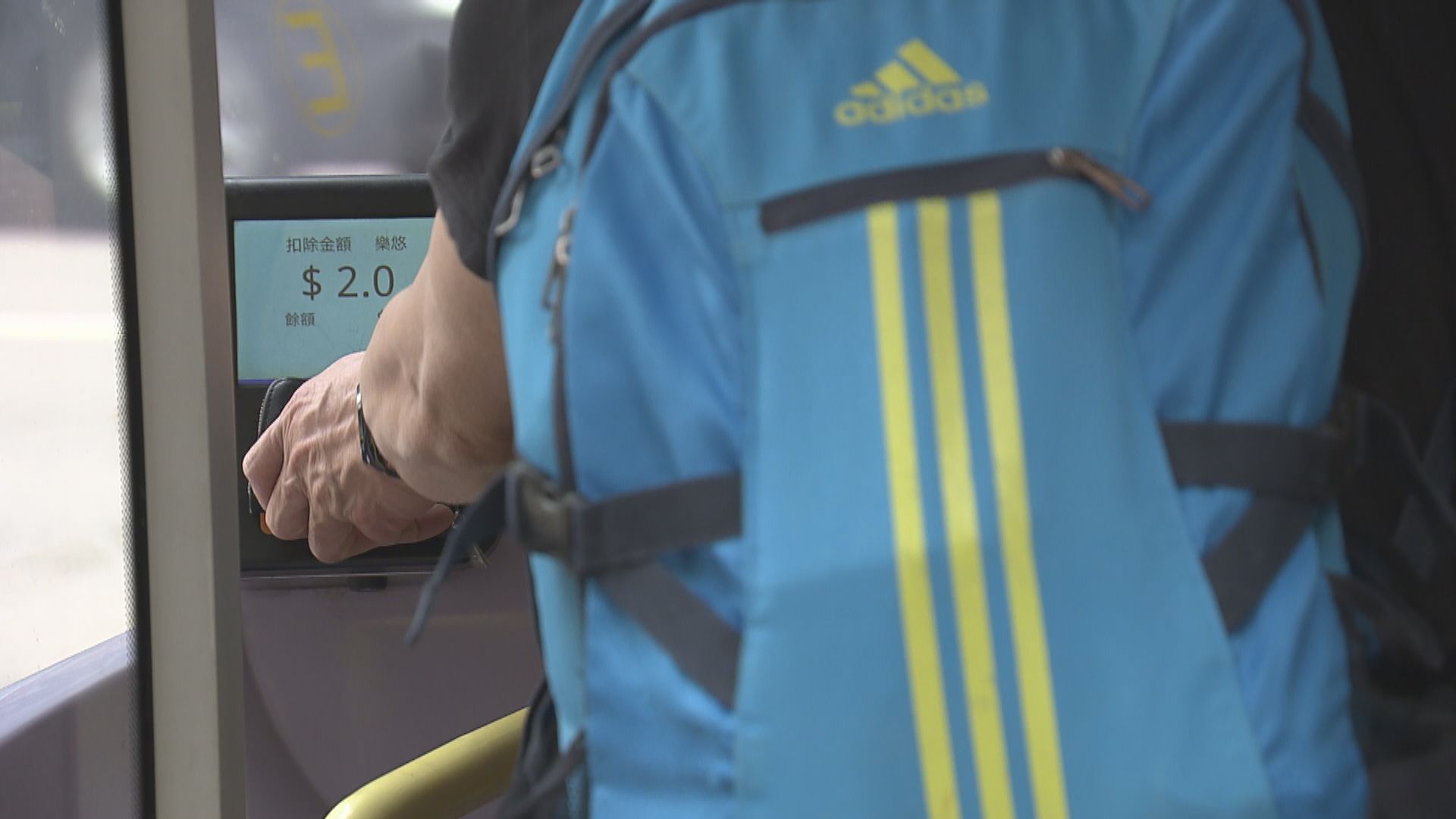 運輸署下周一起加強打擊違規使用二元乘車優惠