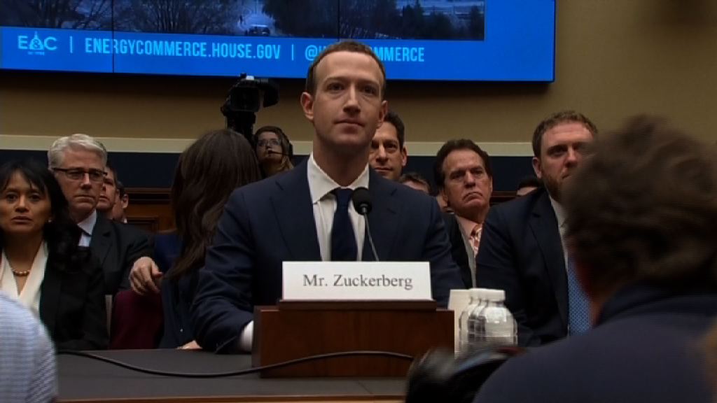 【fb洩密醜聞】朱克伯格承認個人資料亦被竊取