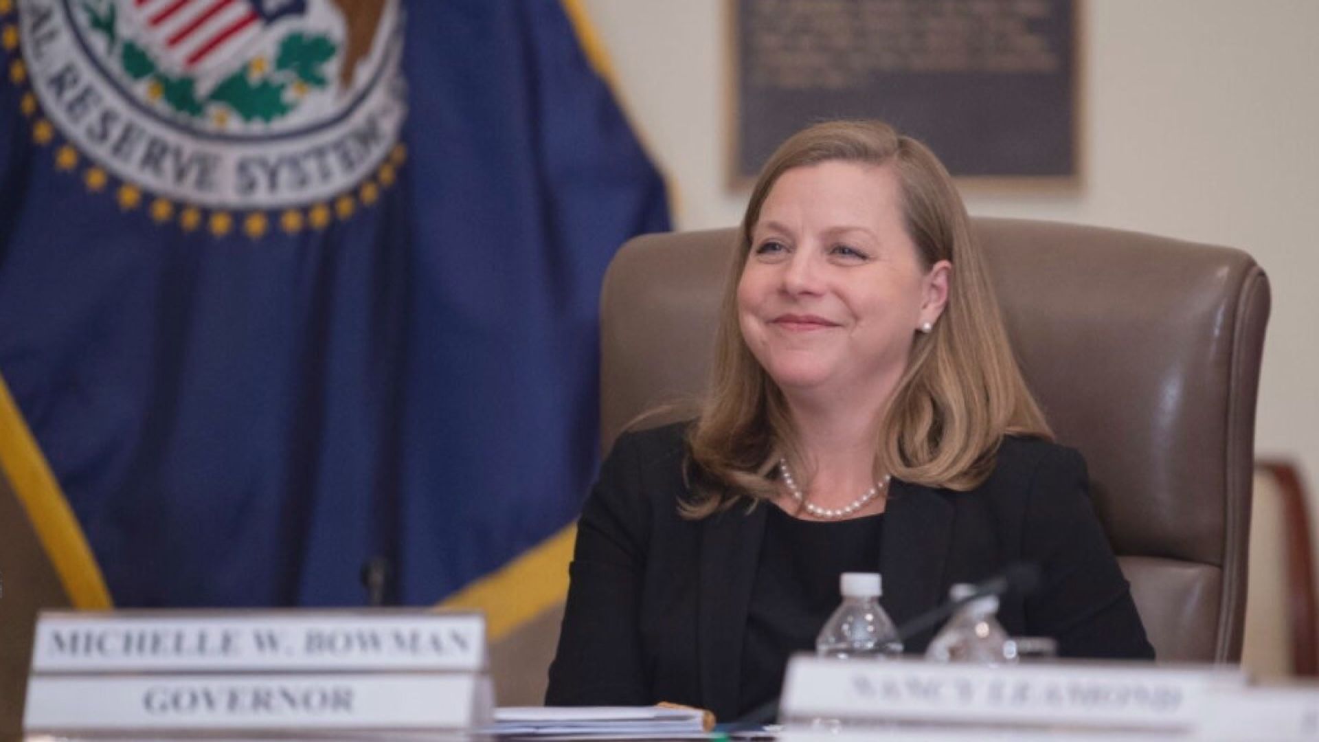 聯儲局理事鮑曼：美國經濟仍面臨風險　病毒變種令人憂慮