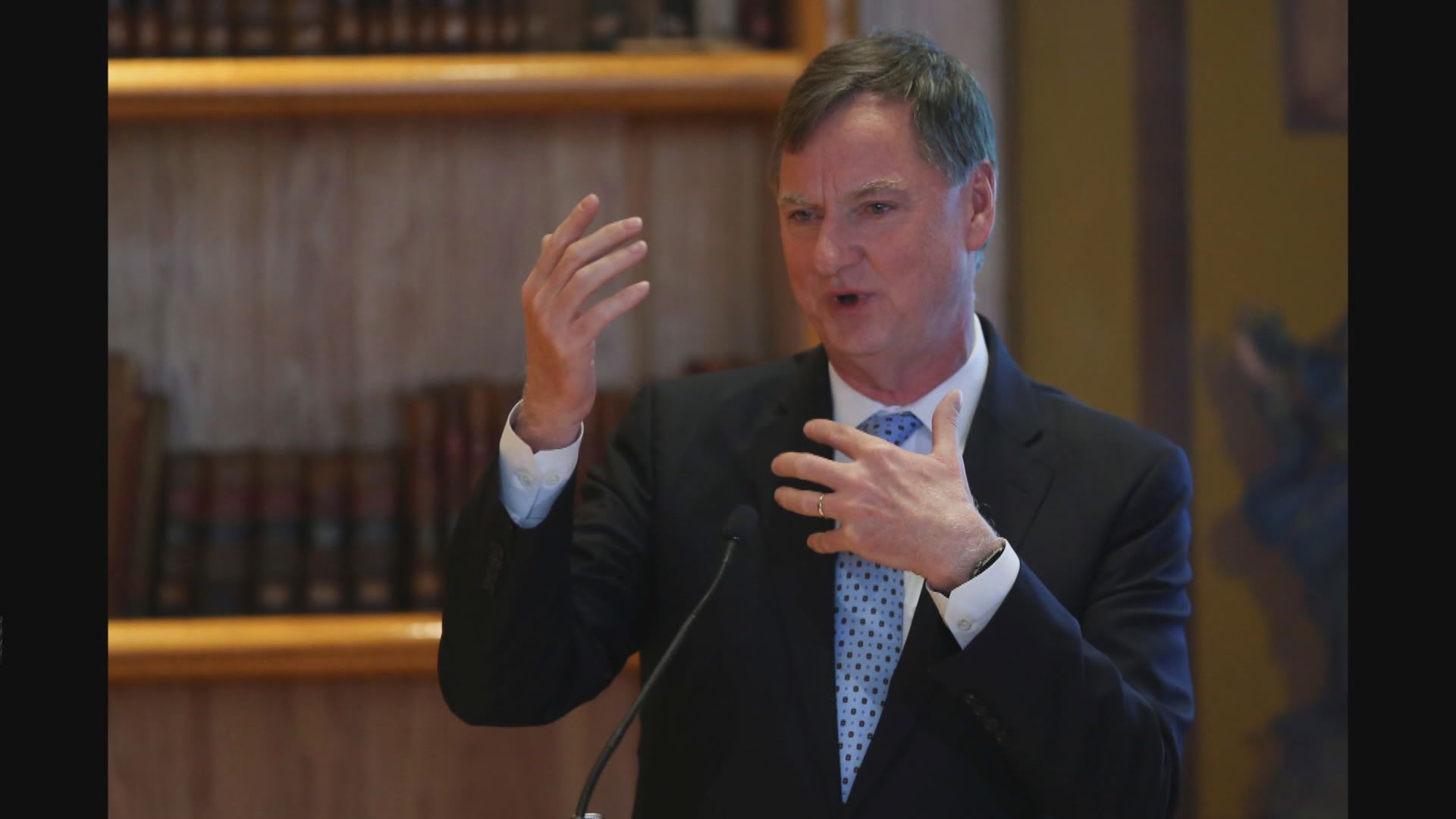 埃文斯：美國將保持超寬鬆貨幣政策一段很長時間