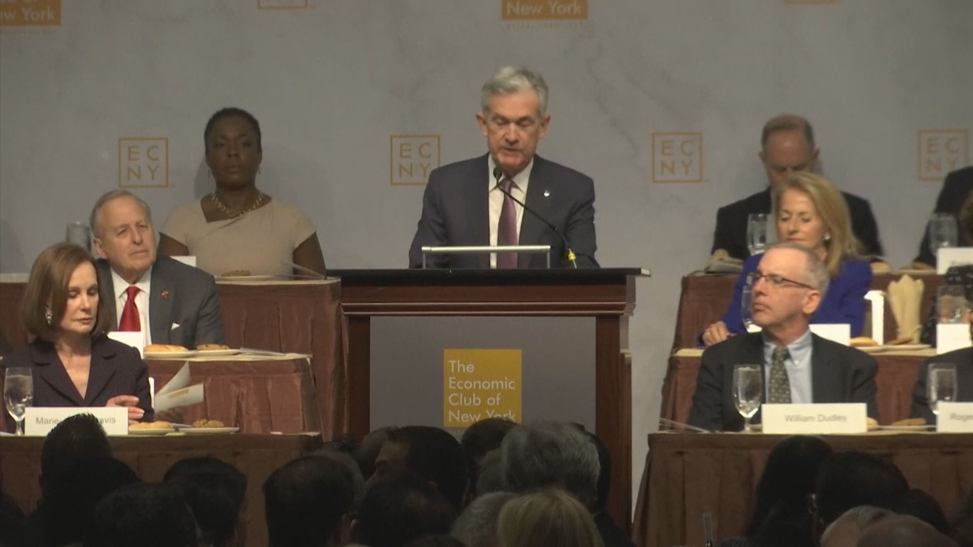 鮑威爾：目前美國息率稍低於中性水平