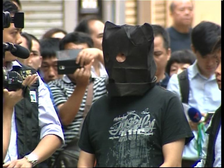 內地團友誤殺案　警押一疑犯到紅磡重組案情