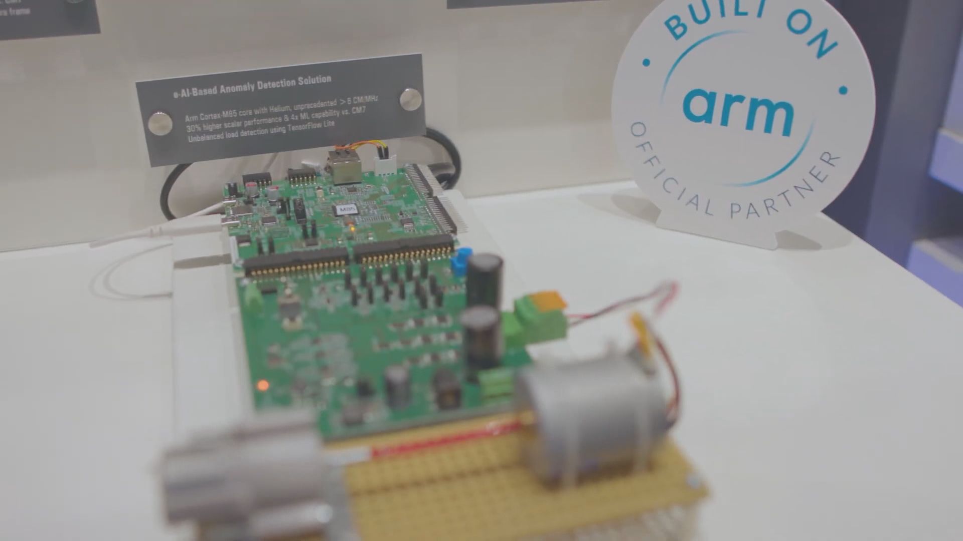 【軟銀股價飆】Intel或成Arm策略投資者