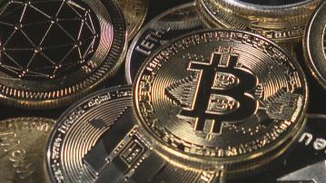 【4個月最傷】Bitcoin曾挫逾8% 一度插穿41000美元