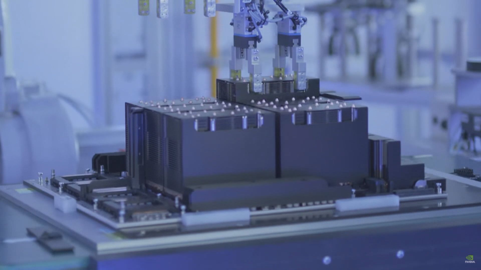 【違規硬食關稅】WSJ:美企本地生產與進口晶片數量須1:1