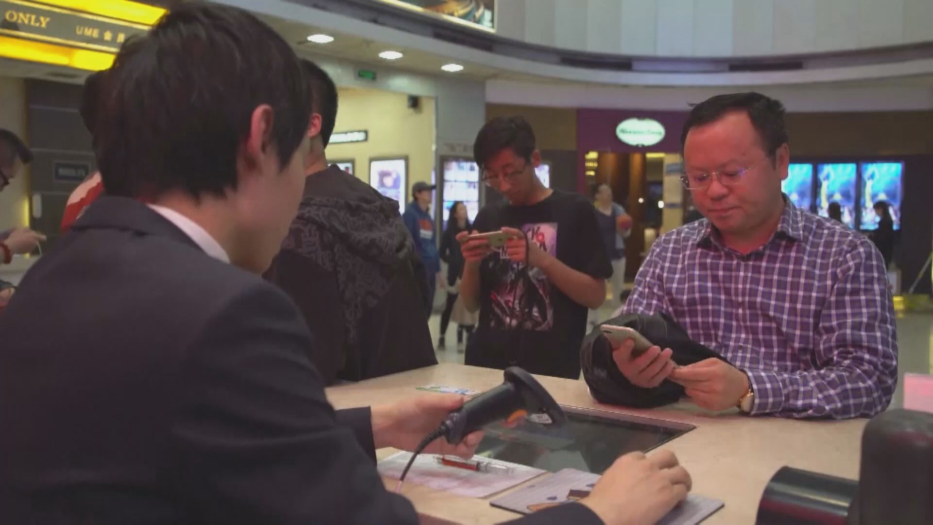 【重返疫前水平】內地今年電影票房破500億  國產片包辦Top 10