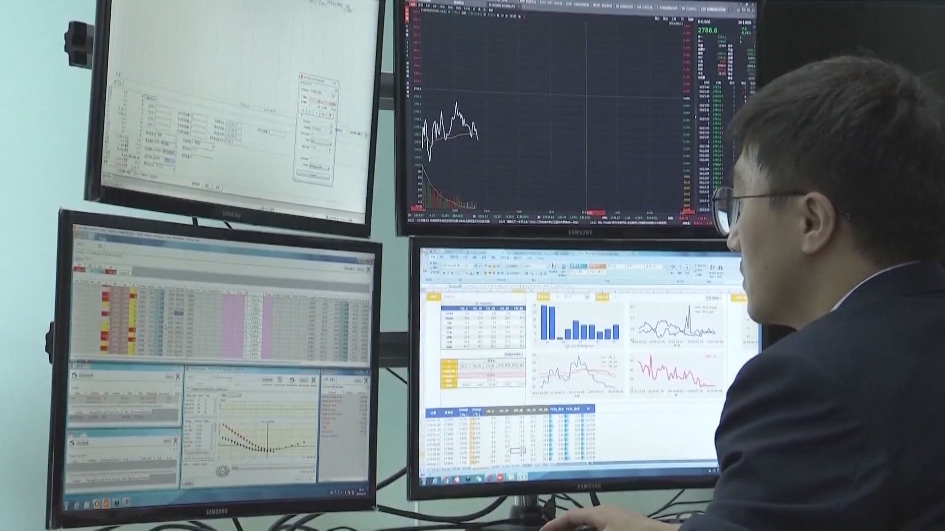 【兩因素夾擊】滬深3大指數假後復市低收逾1%