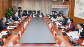 【晤美商界學界】財政部廖岷:有信心應對各類風險挑戰