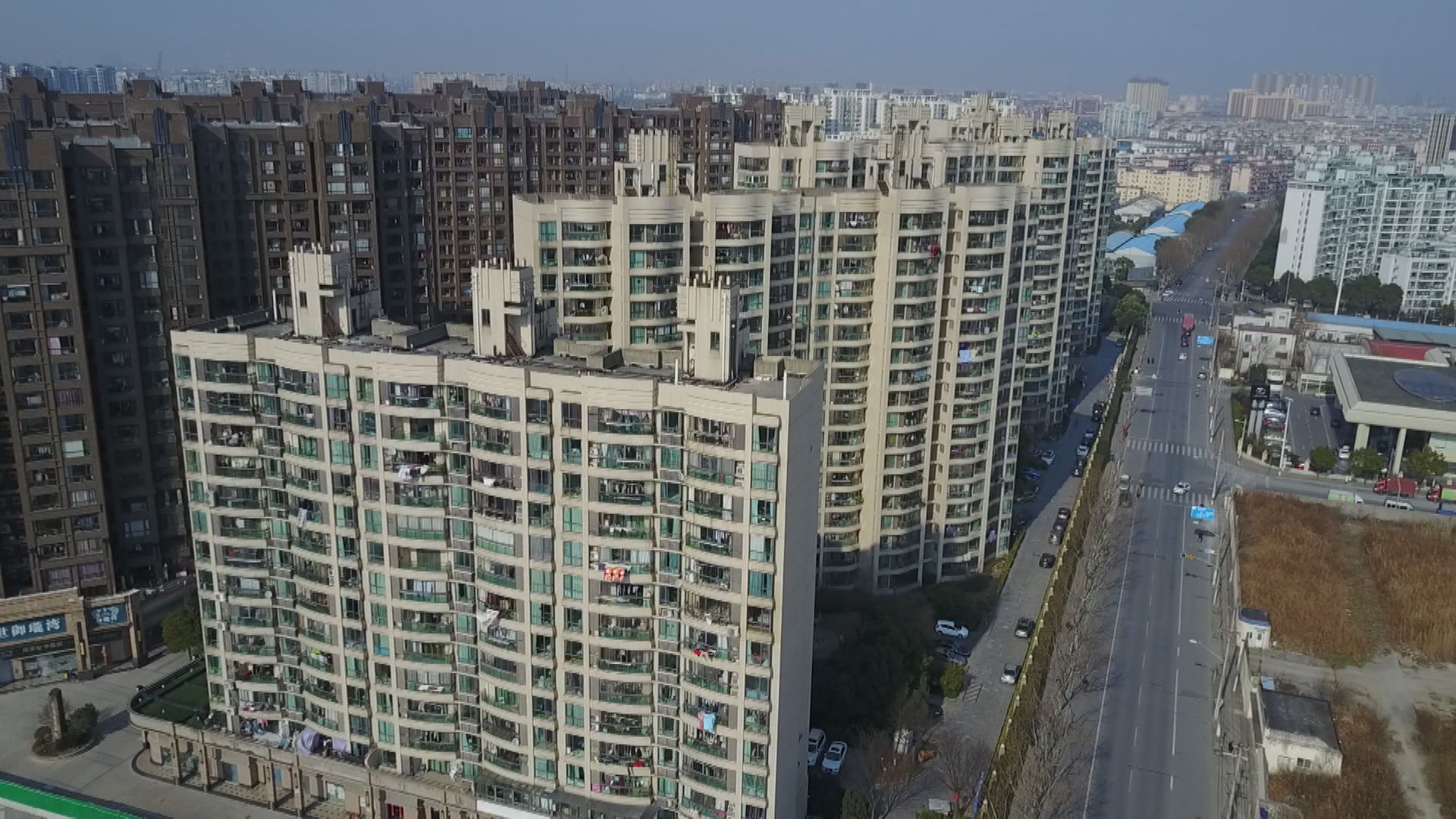 【保障性住房】何立峰:須嚴格封閉管理、不得上市交易