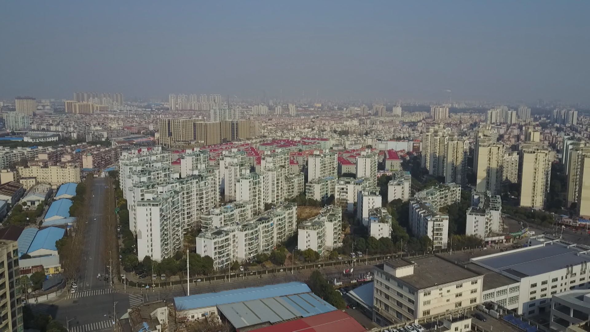 【內房危機】內媒:四部委跟房企座談了解融資需求 