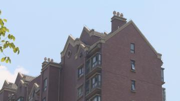 【趕政策窗口前布局】憧憬中央破天荒出資救市炒起內房股