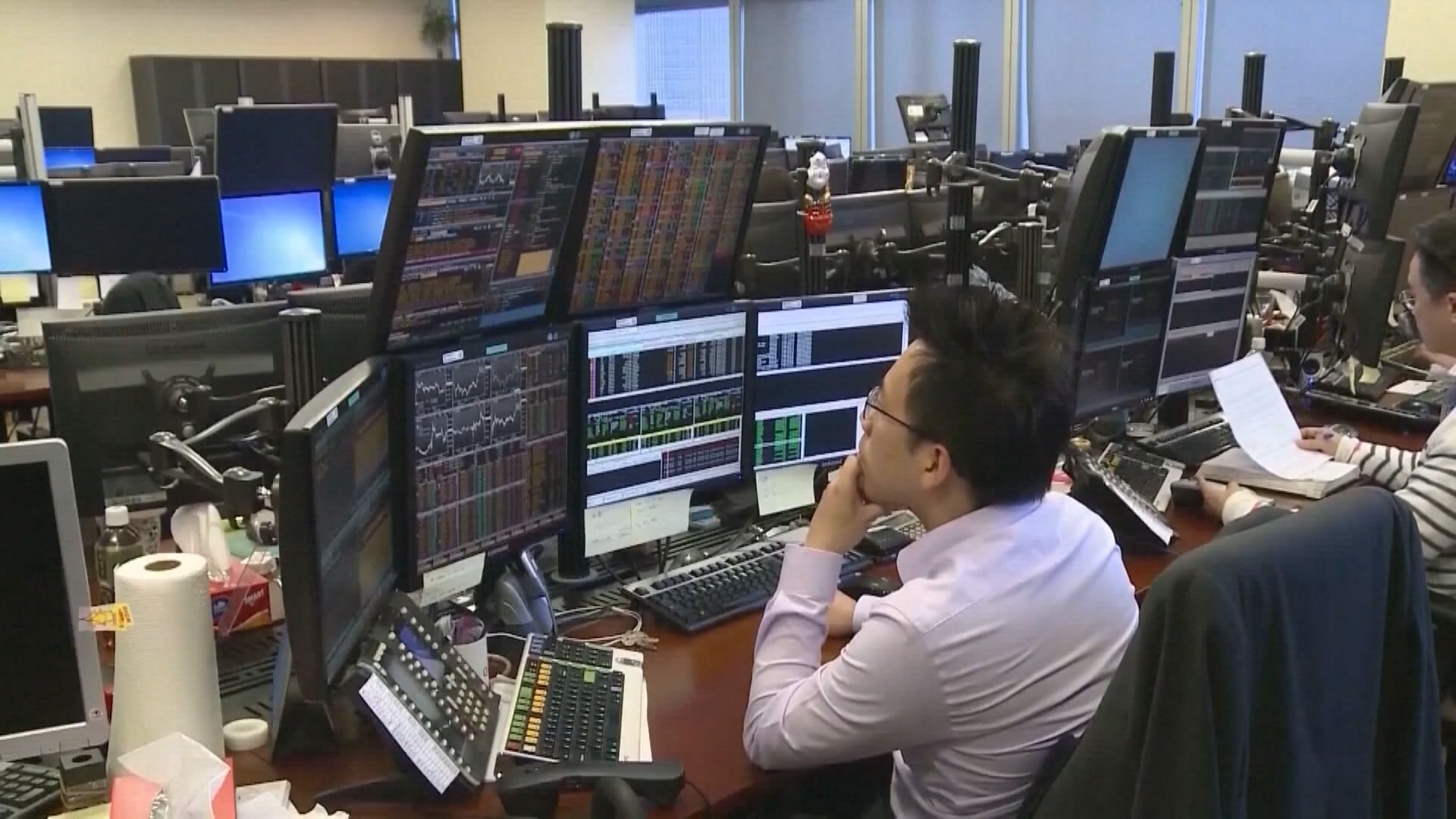 【紓貶值壓力】內地出「組合拳」人仔飆 惟扭長遠弱勢成疑