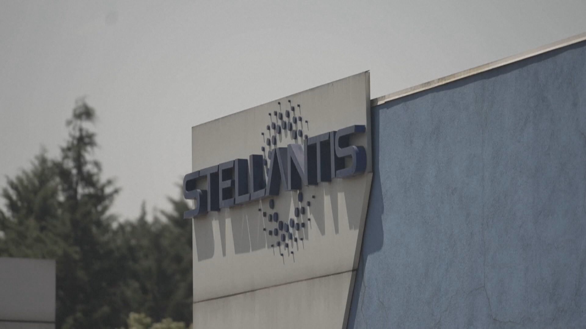 【引入中企救亡】彭博:Stellantis曾接洽小米及小鵬