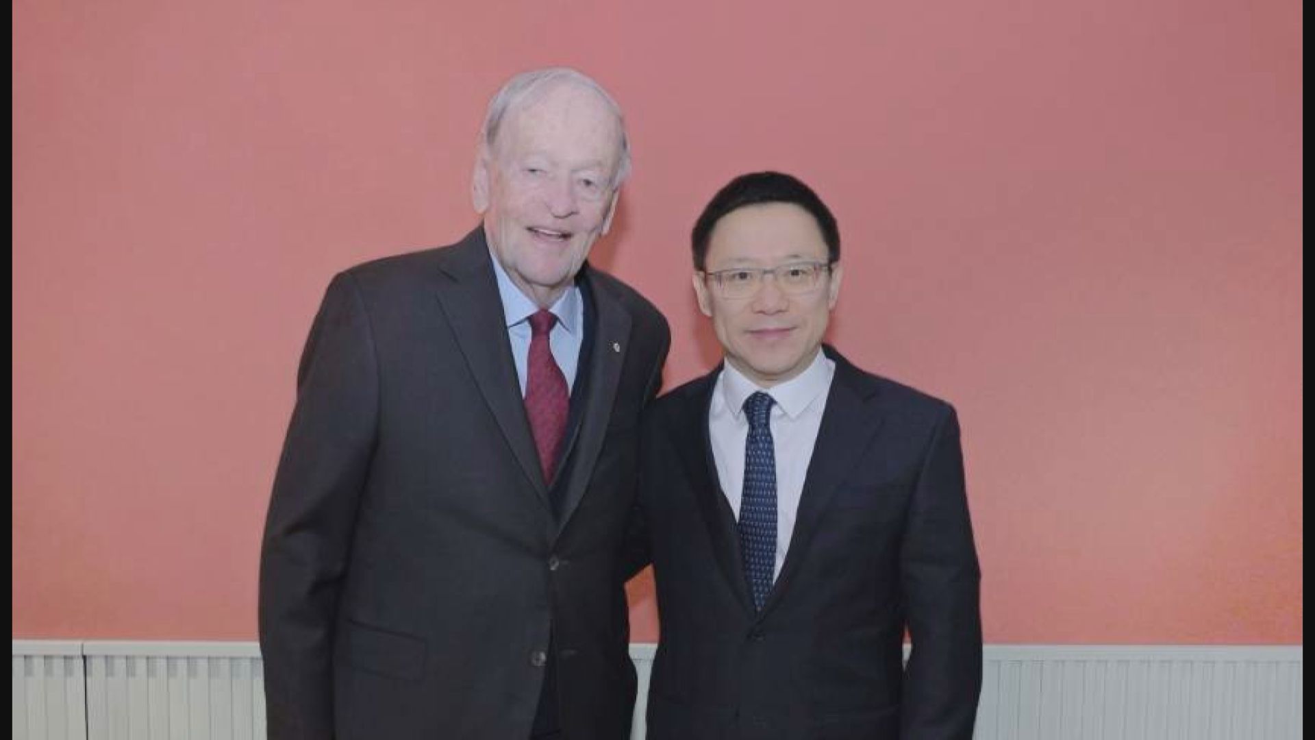 【晤加國前總理克雷蒂安】廖岷:願重啟經濟財金等合作