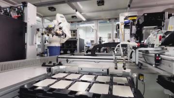 【兩會】撤製造業外資准入限制 開展「人工智能+」行動