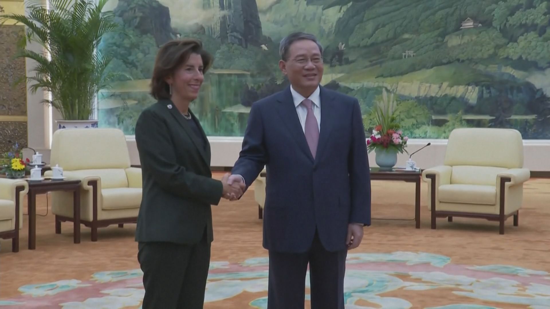 【美商務部長訪華】李強晤雷蒙多並舉行會談