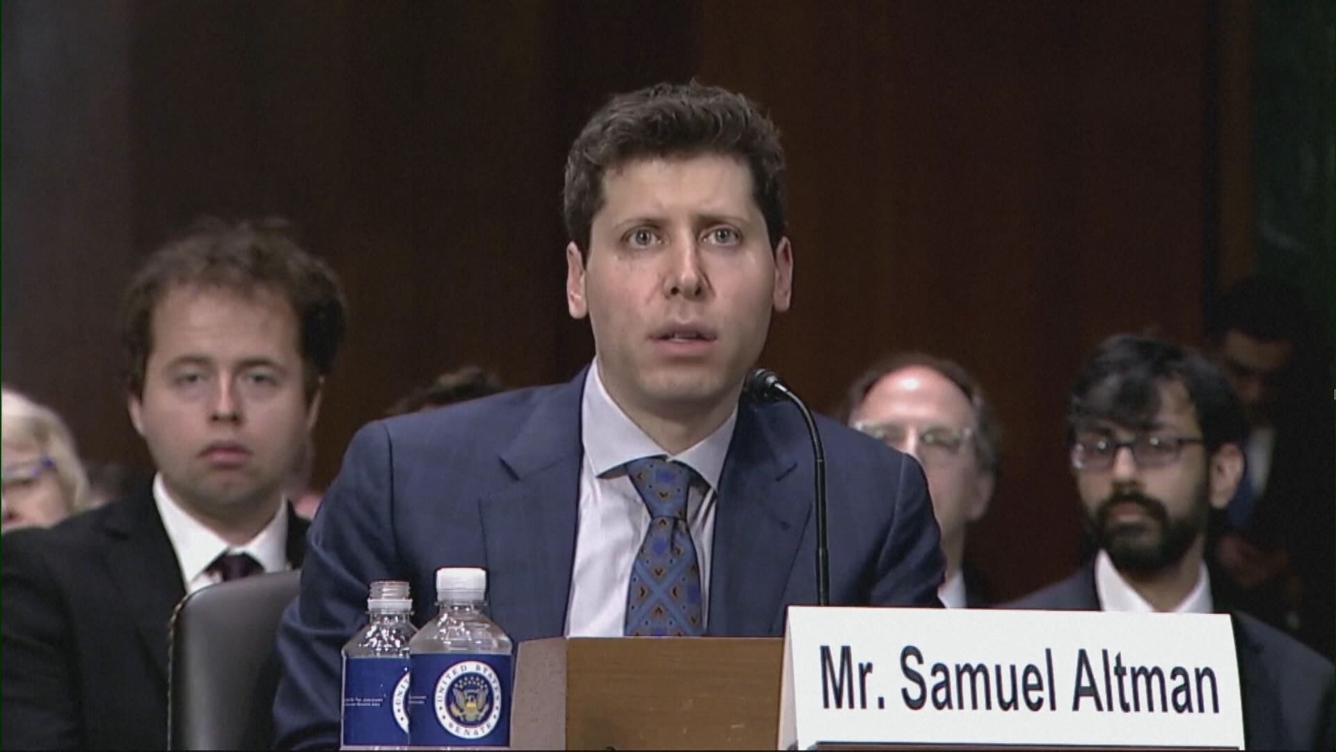 【人工智能】OpenAI行政總裁呼籲政府加強監管人工智能技術