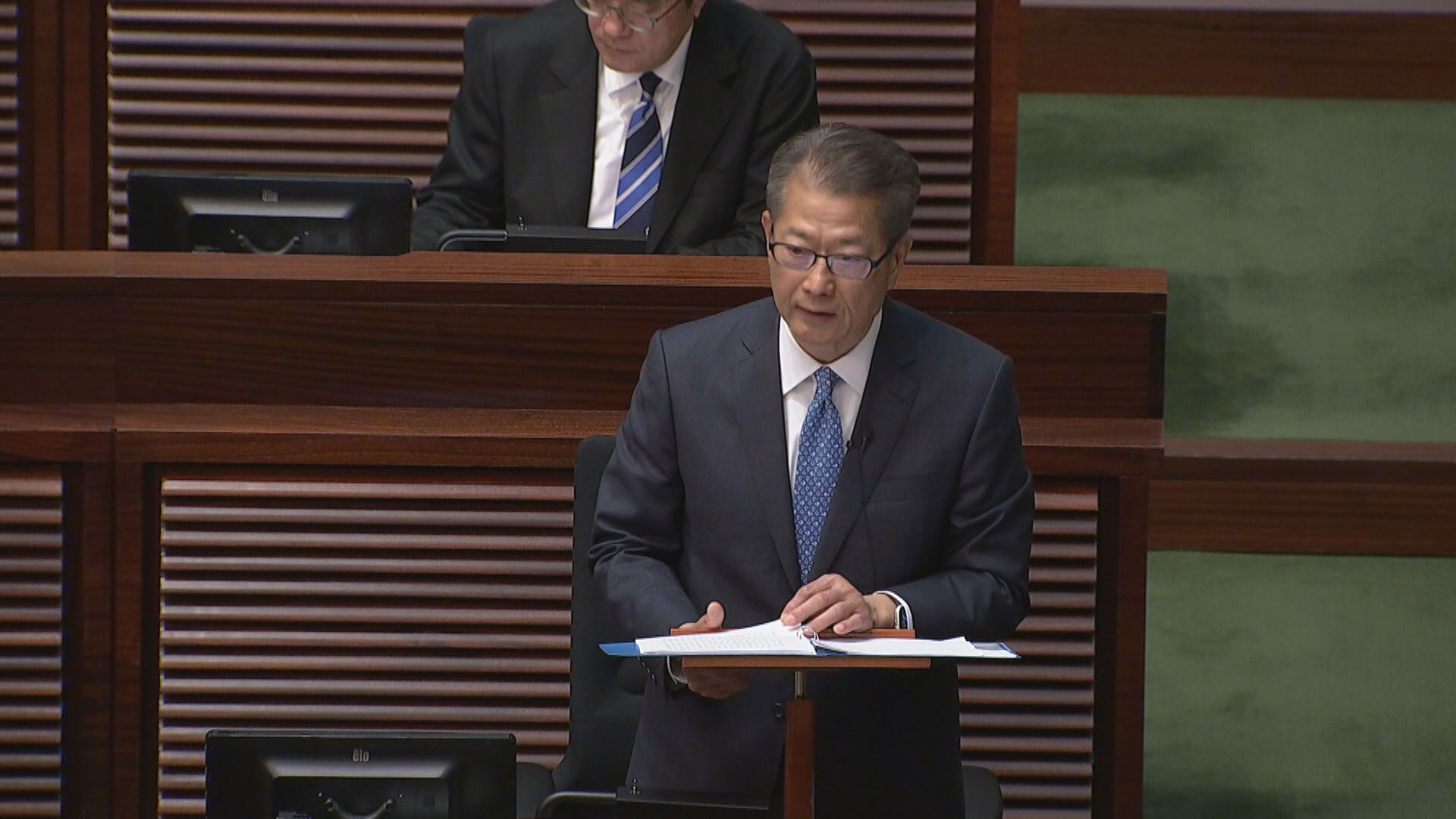 【貿易摩擦加劇】陳茂波:短期續影響樓市氣氛