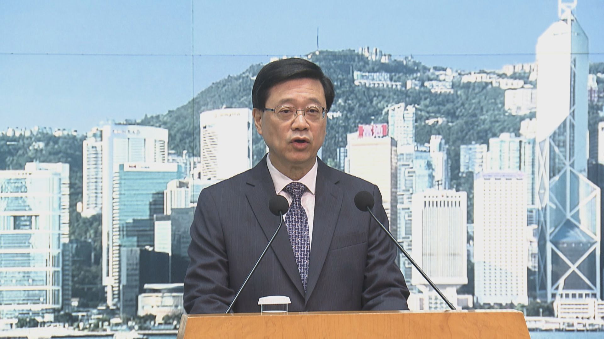 【搶閘披露】李家超:港首季經濟增長2.7% 料第2季更好