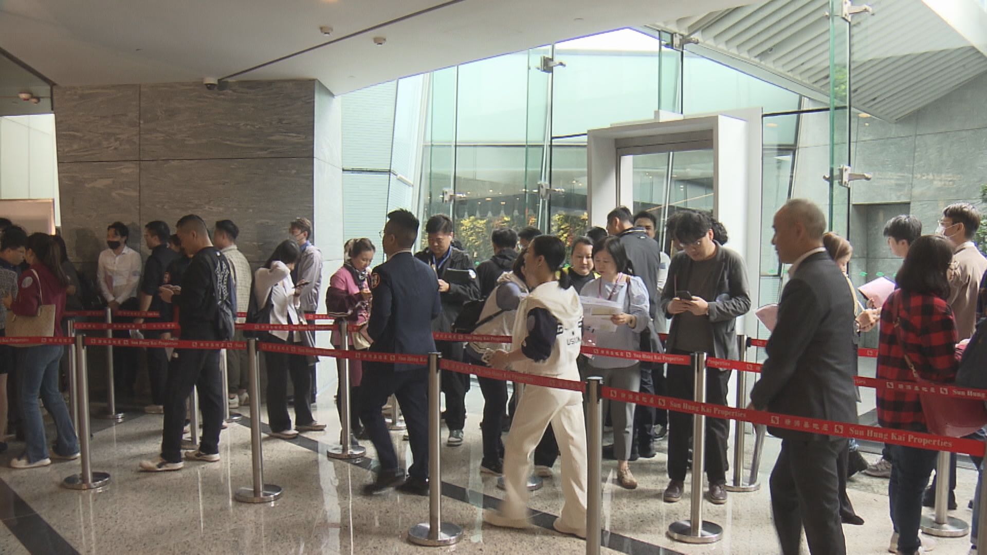 【宏福苑五級火】發展商暫緩賣樓 多個新盤延期開售