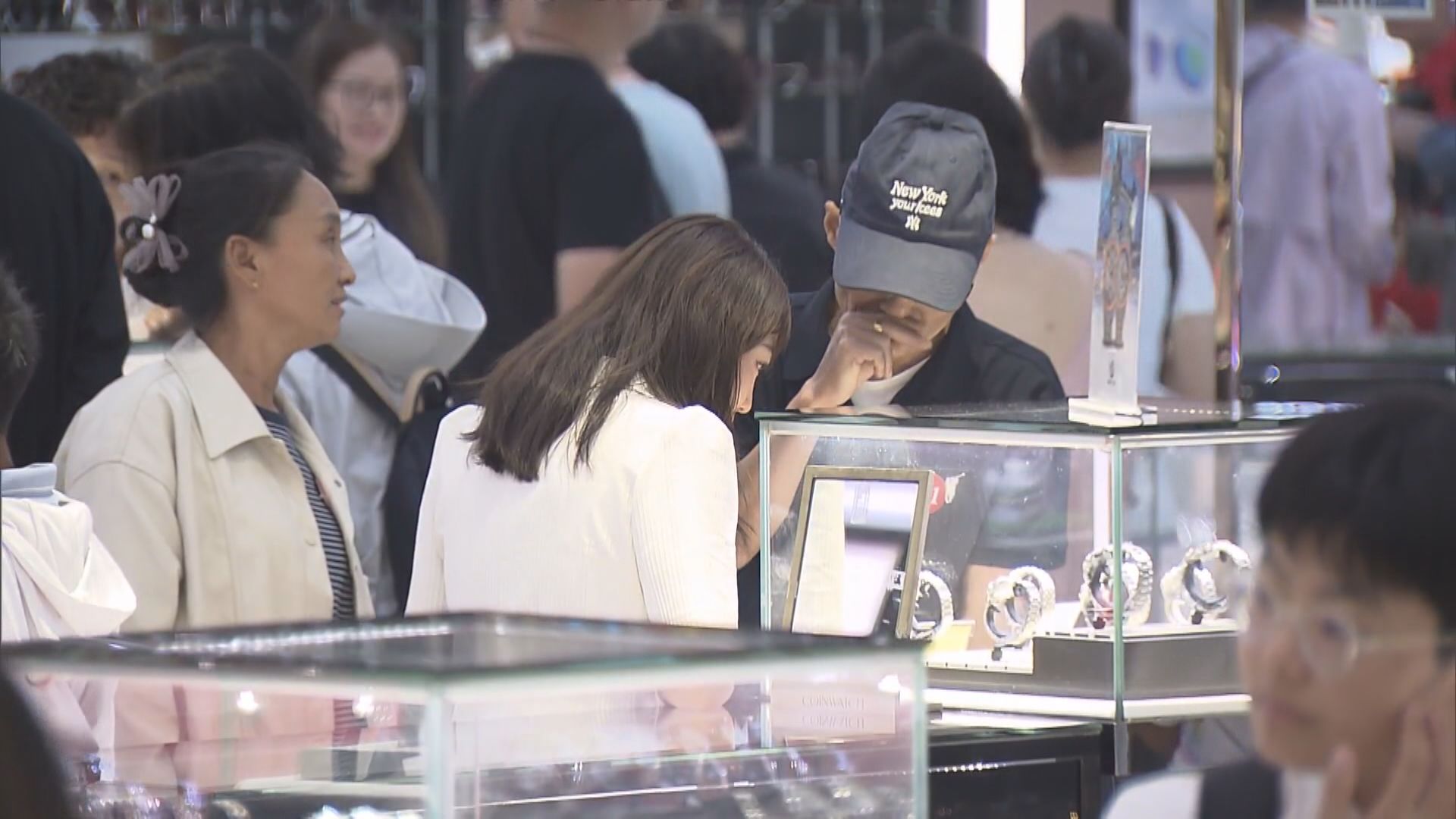 【黃金周】零售協會:整體表現穩定 本地市場幫到生意為主