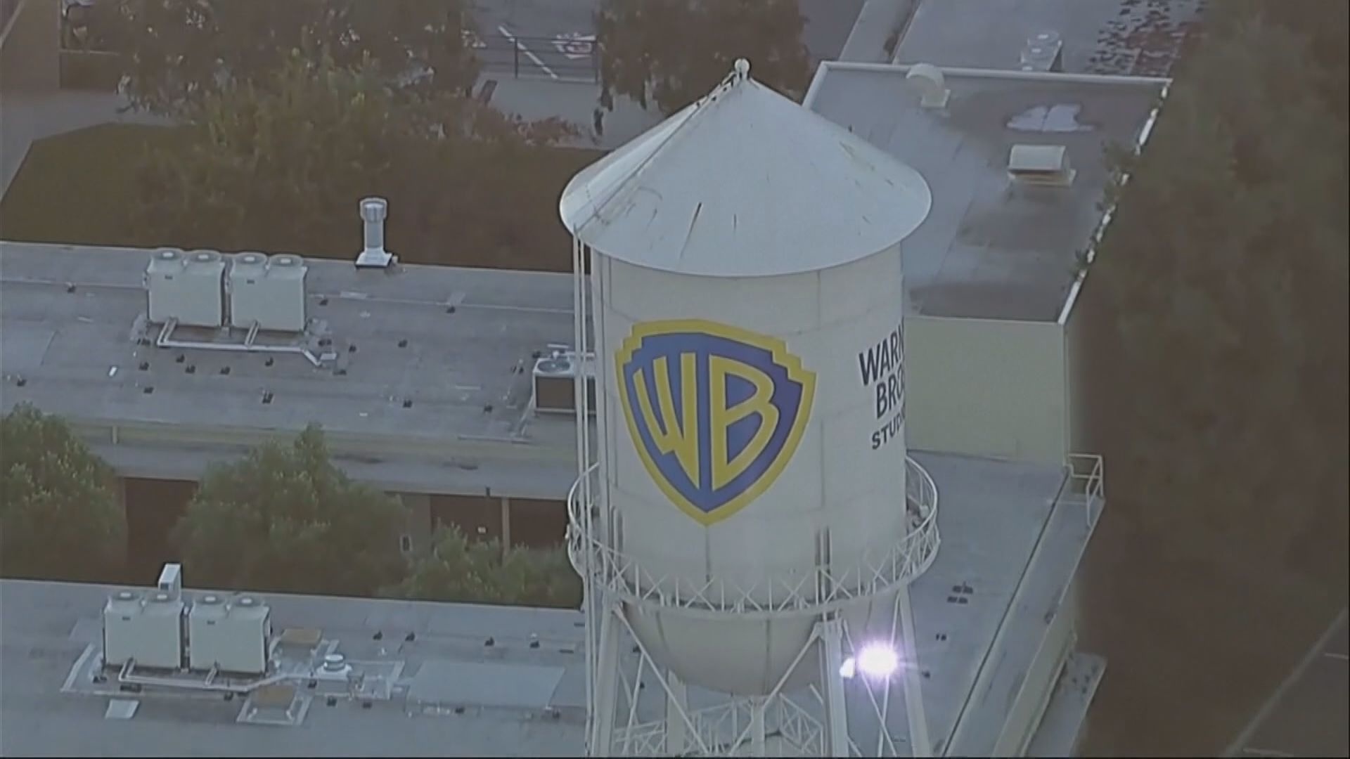 【派拉蒙提價後】Netflix放棄收購華納兄弟探索