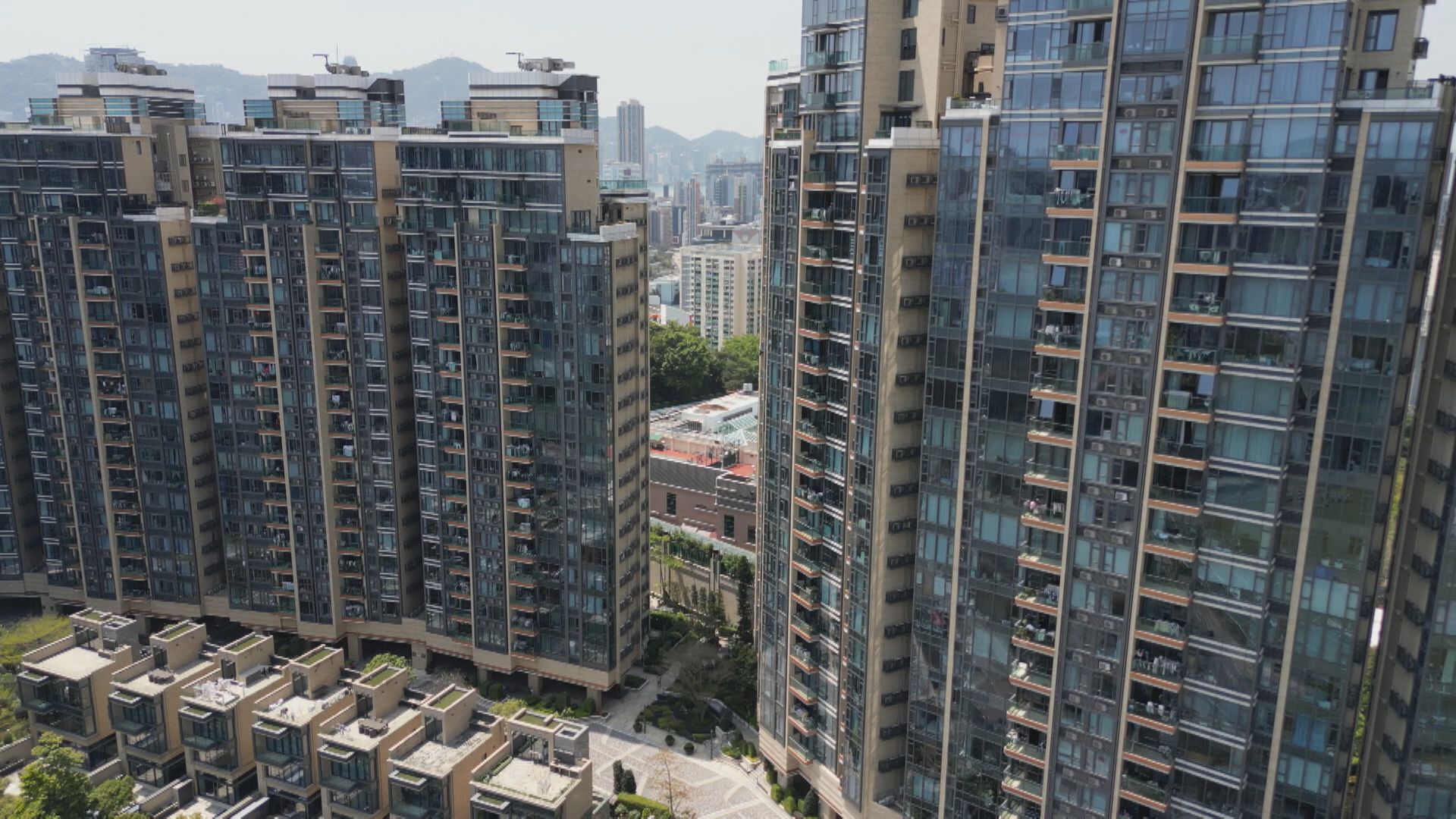 【唔建議買呢區樓】瑞銀:樓價進入上行周期 今年睇升5%