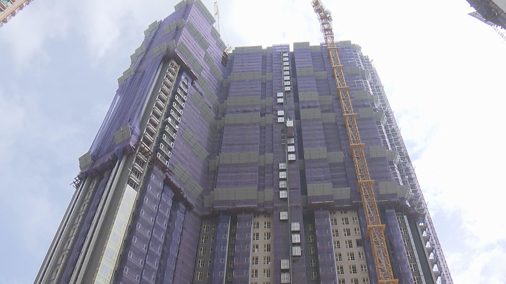 【首批208伙】天榮站YOHO WEST折實均價10888元 最平1房近300萬